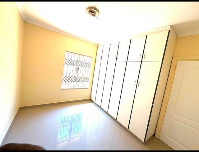 3 BEDROOM HOUSE FOR SALE IN RED HILL